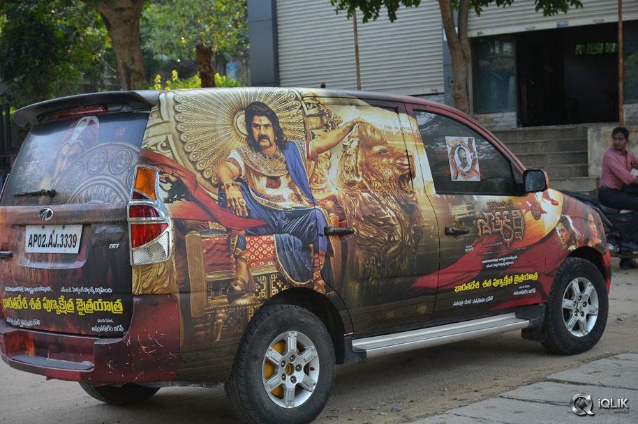 Balakrishna-Flagging-NBK-Helping-Hands-All-India-Shata-Punyakshetra-Jaitrayatra